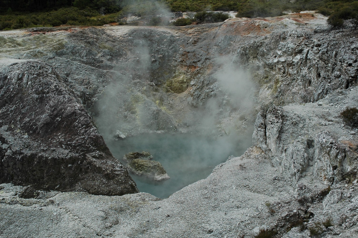 341   03 02   Taupo + omgeving